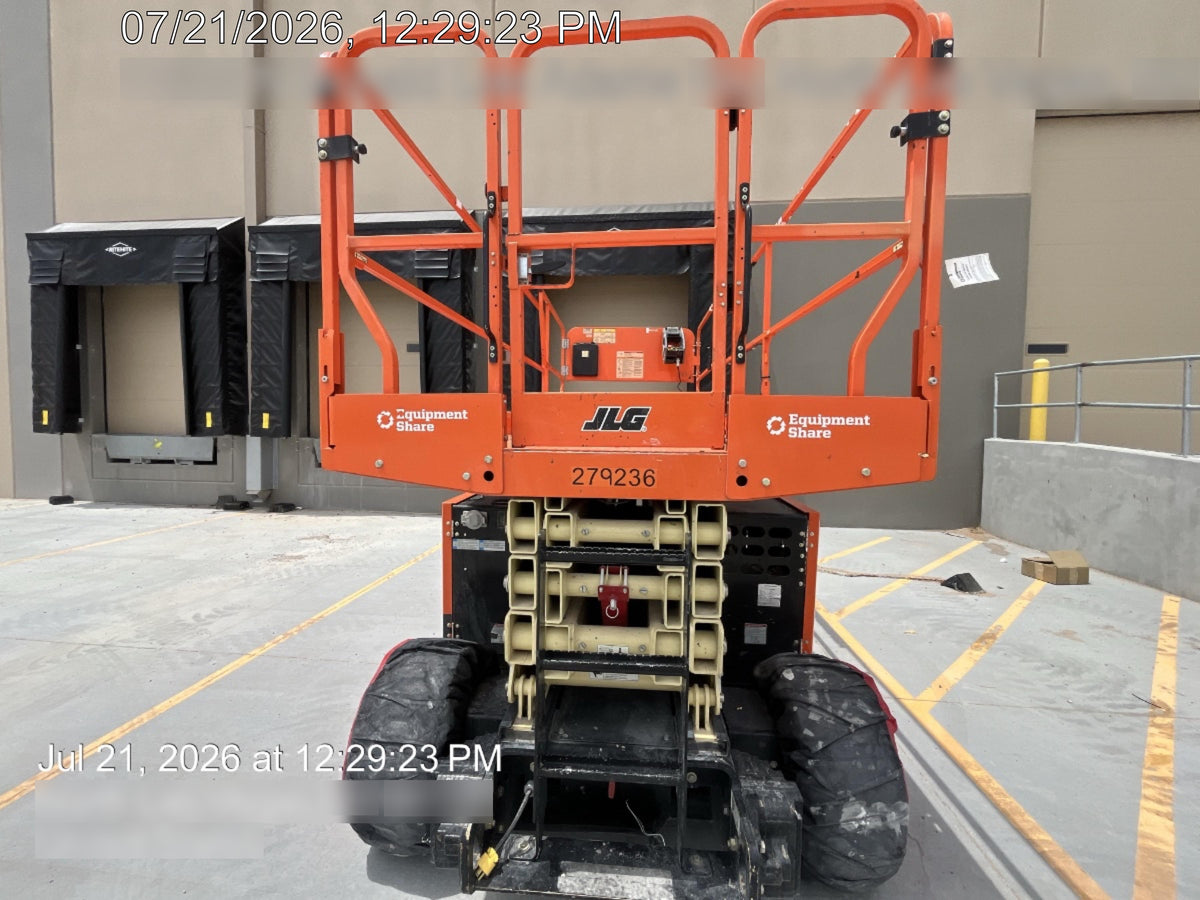 2022 JLG ERT4069