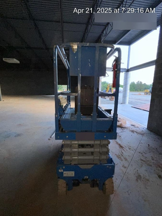 2019 Genie GS-1930 Fixed rails with chain Entry