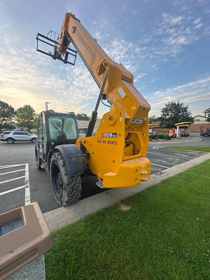 2025 JCB 509-42