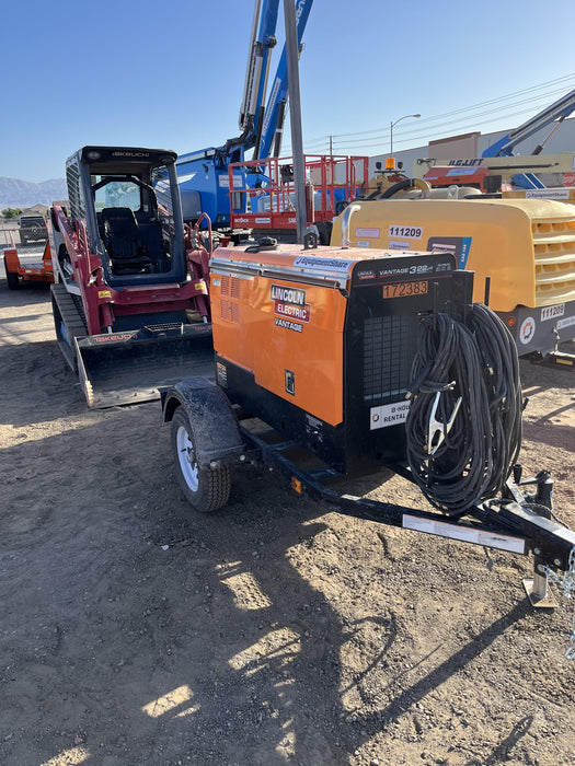 2021 Lincoln Electric Vantage 322 Vantage 322 Ready Pak 3 w/ Decals, ORANGE (includes trailer, cable rack, fender light kit) NO Telematics
