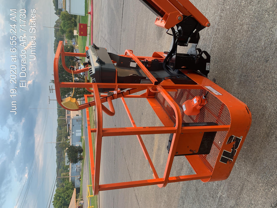 2019 JLG 450AJ