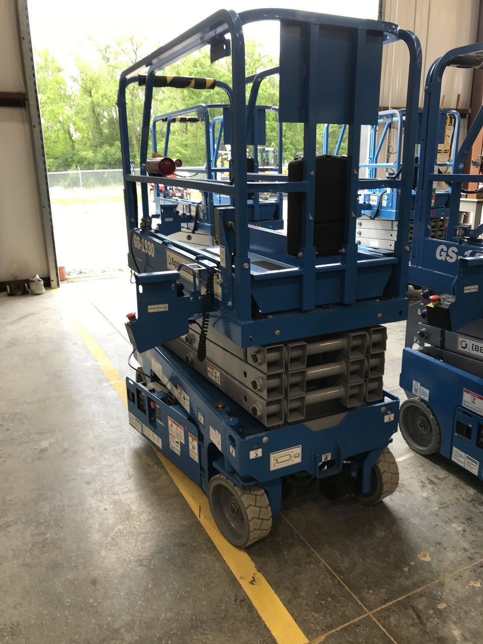 2020 Genie GS-1930 Fixed rails with chain entry gate - Pre A92.20