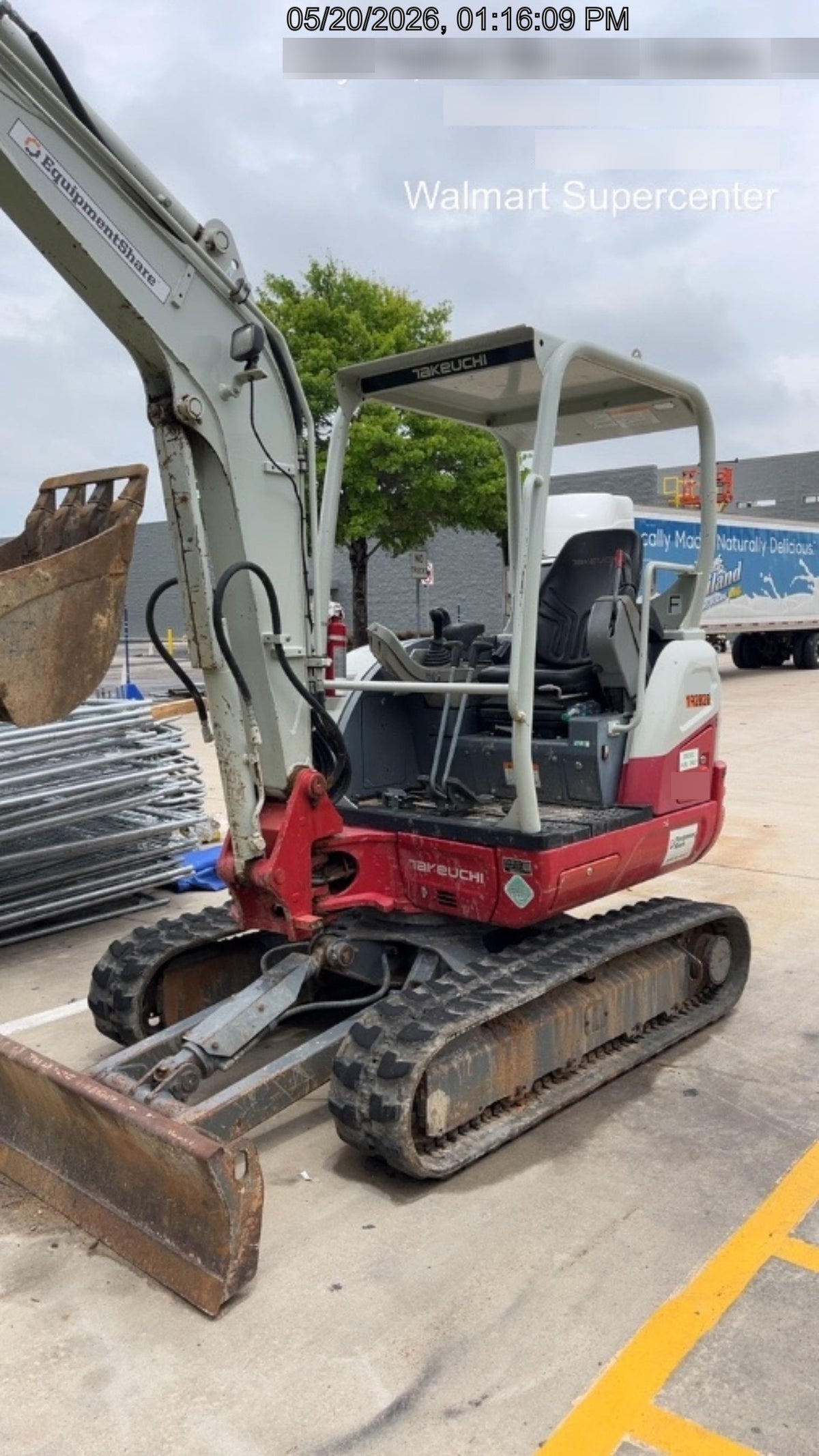 2021 TAKEUCHI TB235-2R