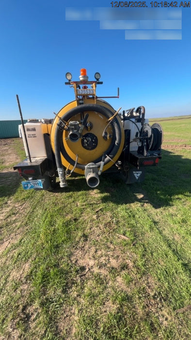 2021 VAC-TRON LP573XDT