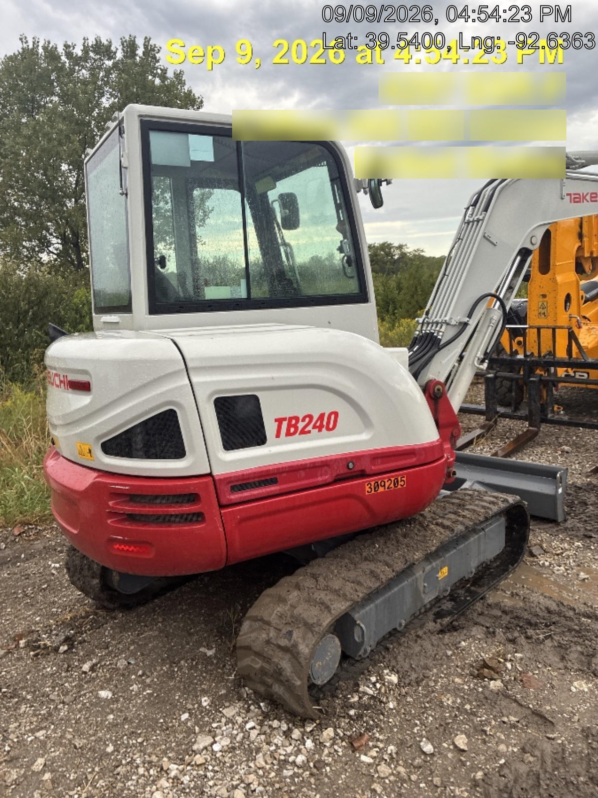 2022 TAKEUCHI TB240-CR