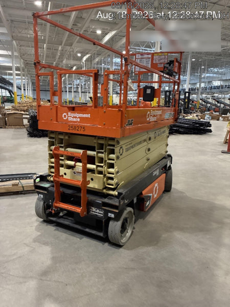 2022 JLG ES3246