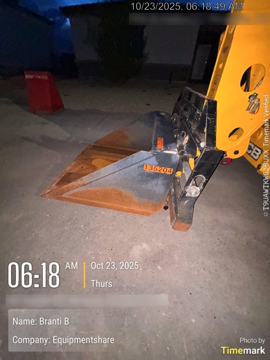 2021 ARROW MATERIAL HANDLING Telehandler Fork Bucket