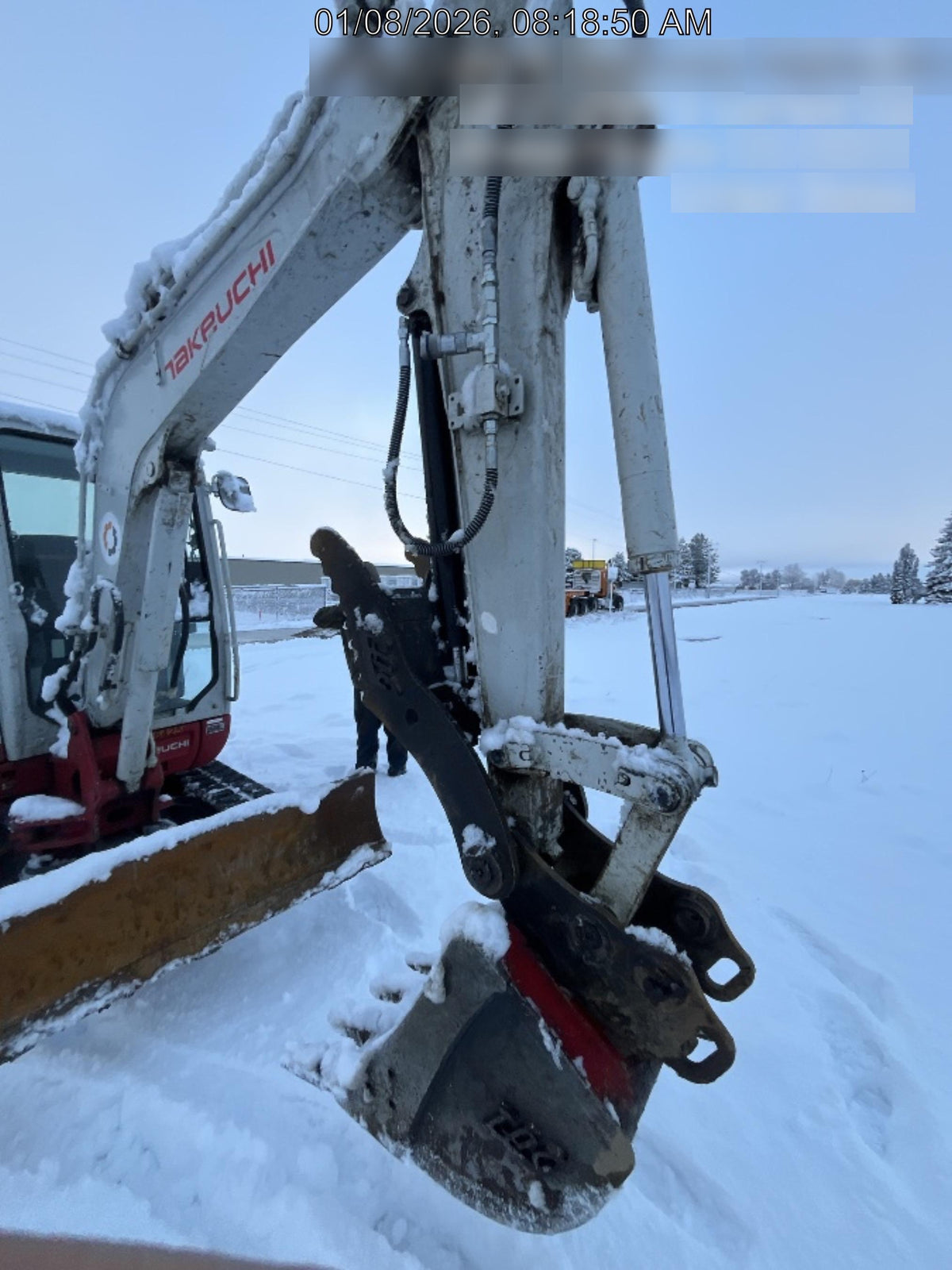 2022 TAKEUCHI TB235-2CR