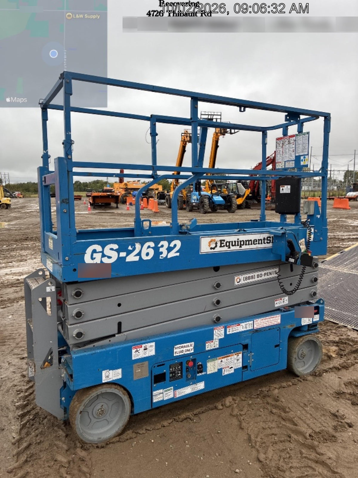 2019 Genie GS-2632 Folding rails with half height swing gate