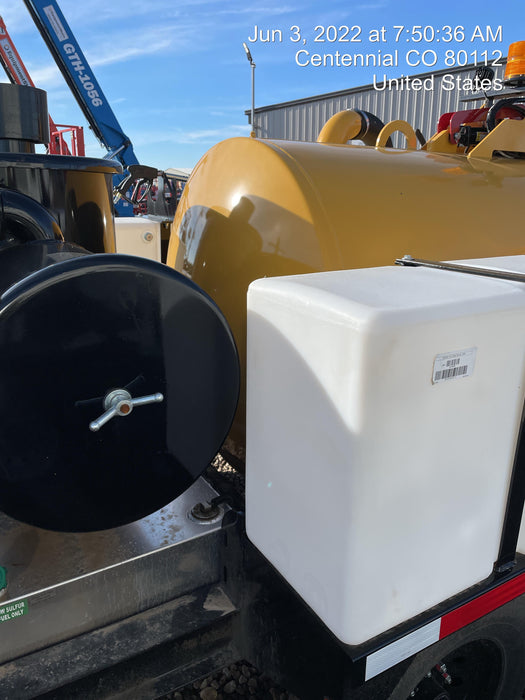 2022 Vac-Tron LP573XDT T4 Koehler Diesel Engine, 500 Gallon Debris Tank, x2 100 Gallon Water Tanks