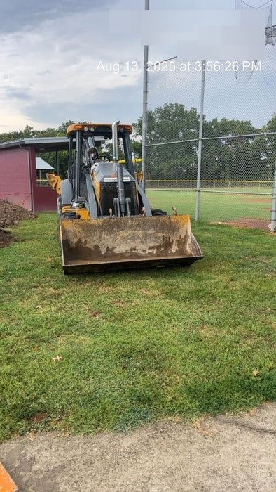 2020 John Deere 410L - Extendable Stick Canopy, 4WD, Extendable Stick, Pilot Controls, 2 Way Hydraulics, TAG Manual QC