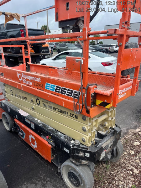 2022 JLG ES2632