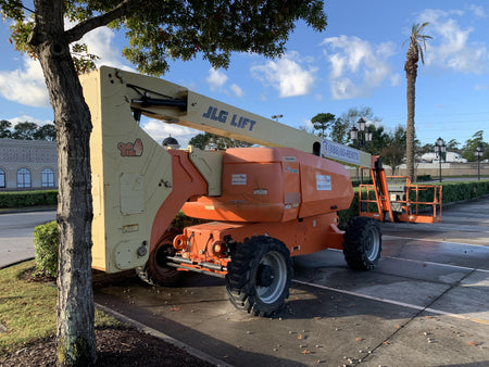 2015 JLG 800AJ