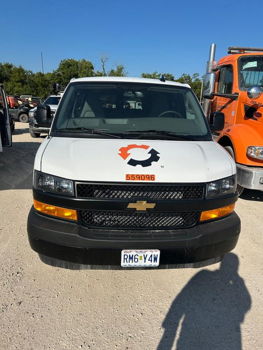 2025 CHEVROLET Express Van - Rental