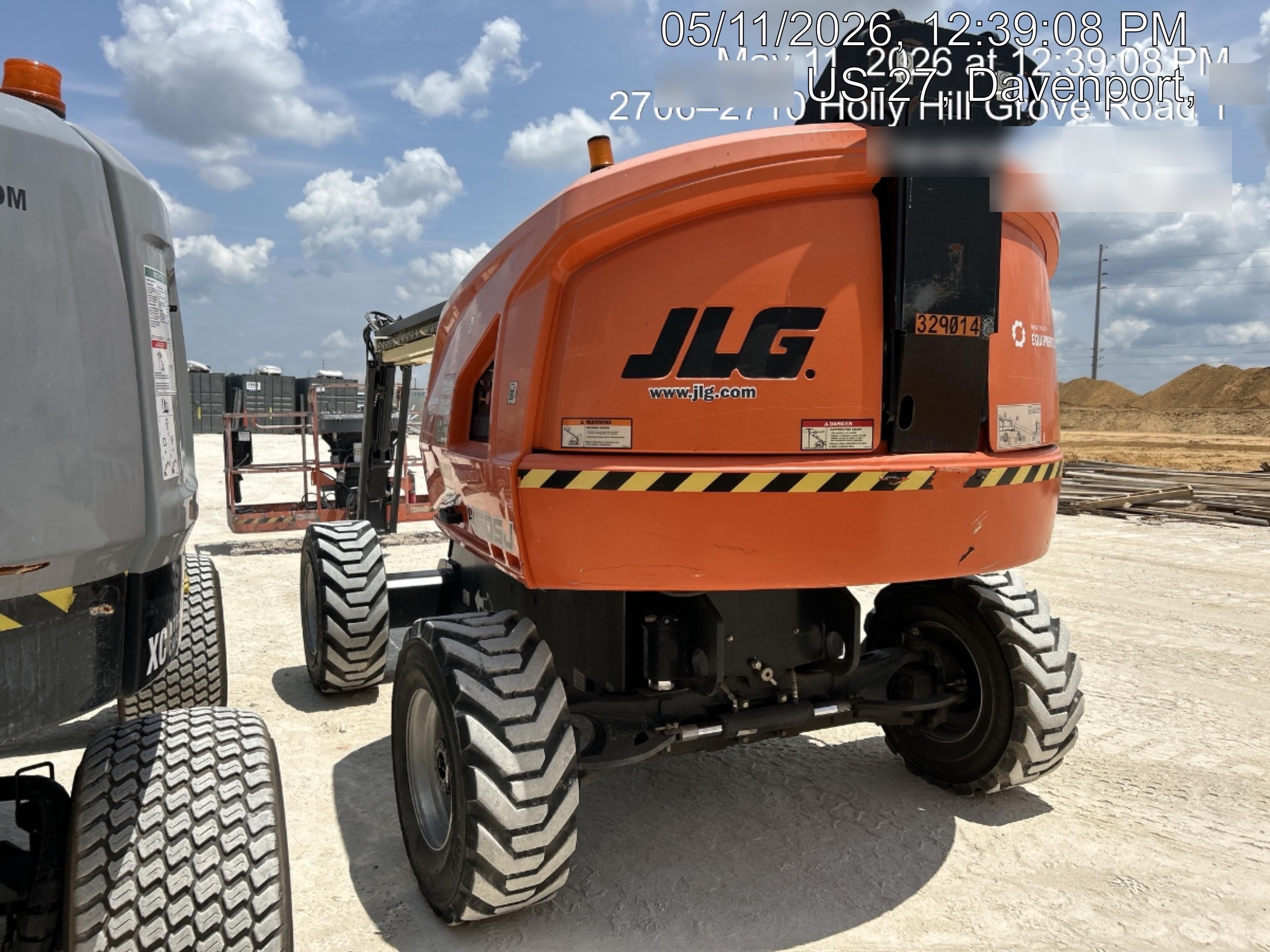 2023 JLG 460SJ