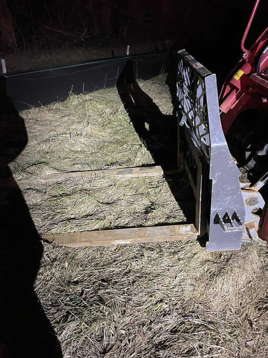 2022 PALADIN 48" Pallet Forks - Paladin