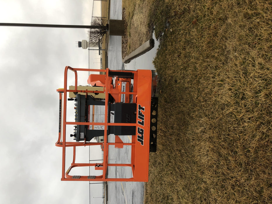 2019 JLG E450AJ