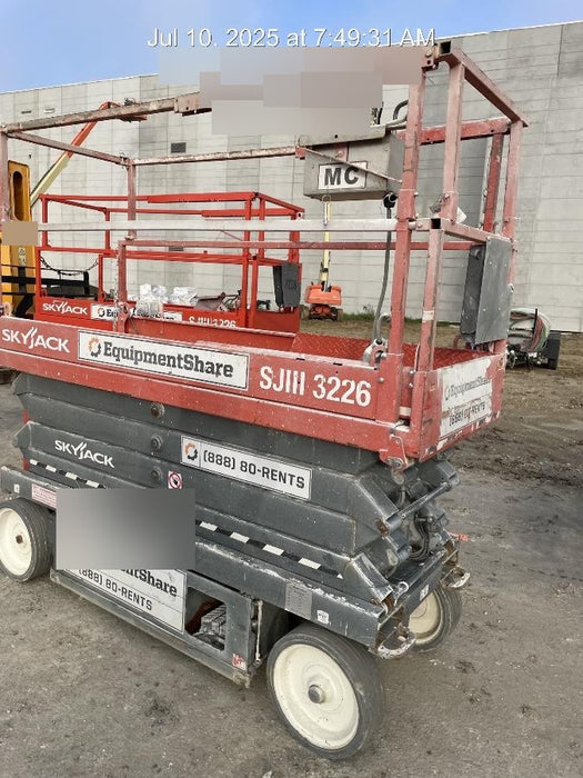 2018 Skyjack SJIII-3226 Skyjack SJIII3226 Scissor Lift w/Trojan Batteries