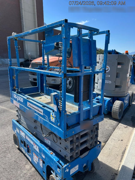 2020 Genie GS-1930 Solid Non Marking Tires, Beacon, Folding rails with half height swing gate
