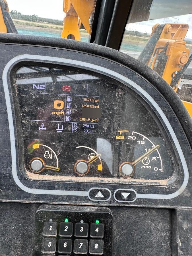 2021 JCB 512-56