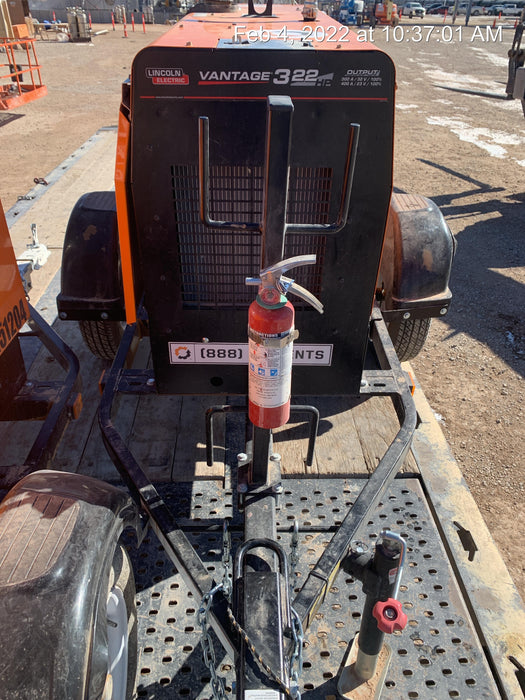 2021 Lincoln Electric Vantage 322 Vantage 322 Ready Pak 3 w/ Telematics & Decals, ORANGE (includes trailer, cable rack, fender light kit)