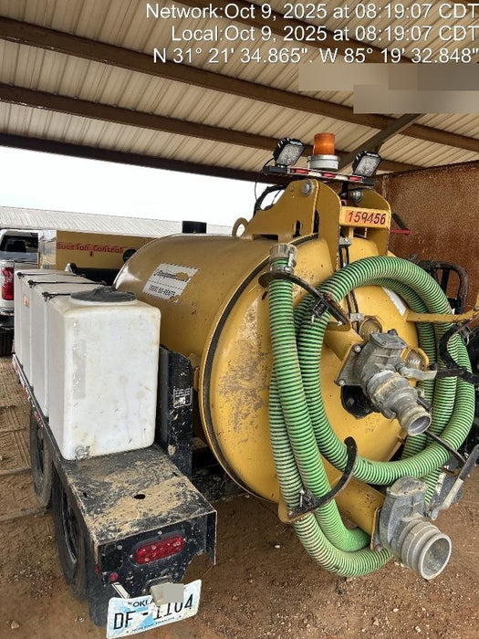 2021 VAC-TRON LP573XDT