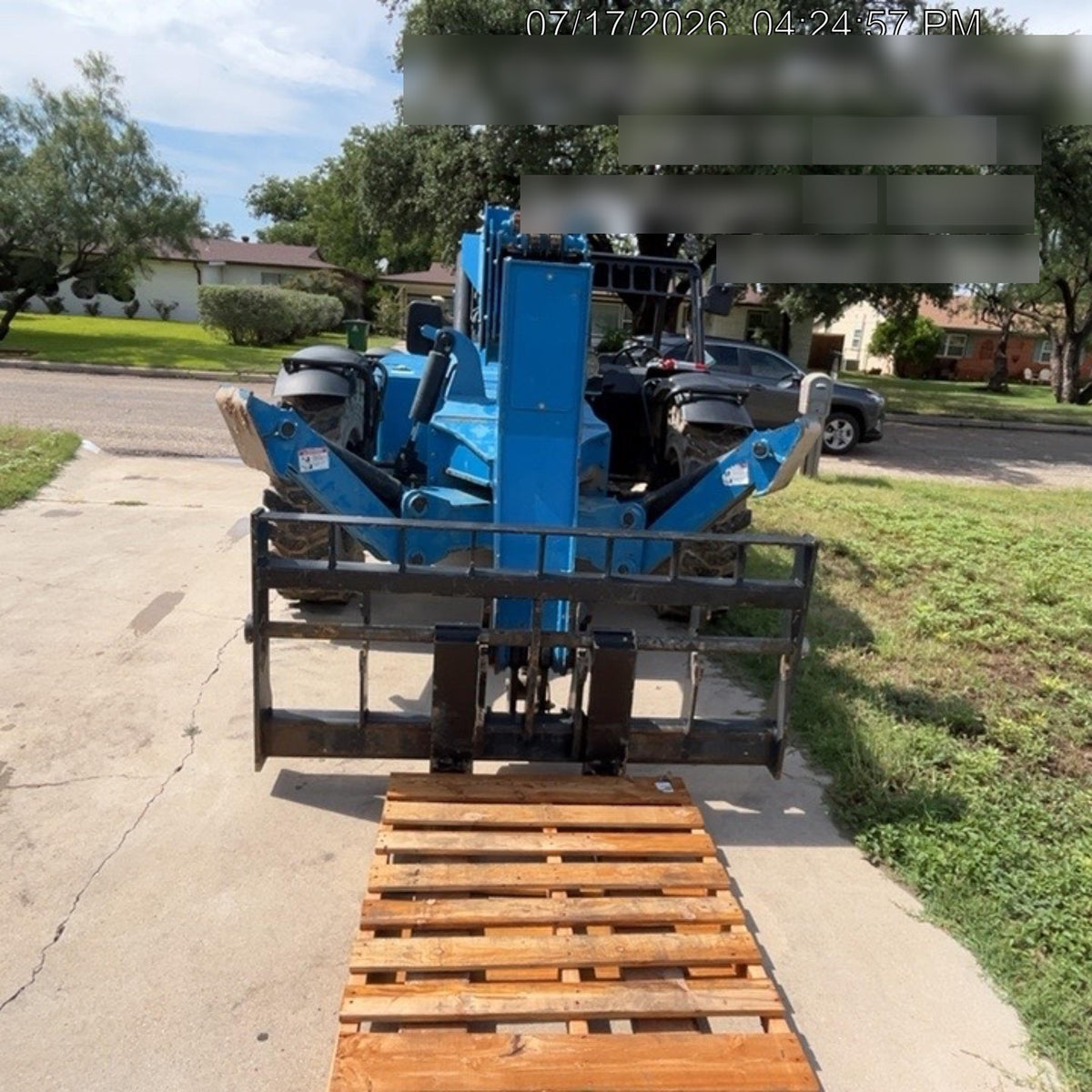 2017 Genie GTH-1056 Genie GTH1056, Solid Tires, 60" carriage, Light Kit, Open ROPS
