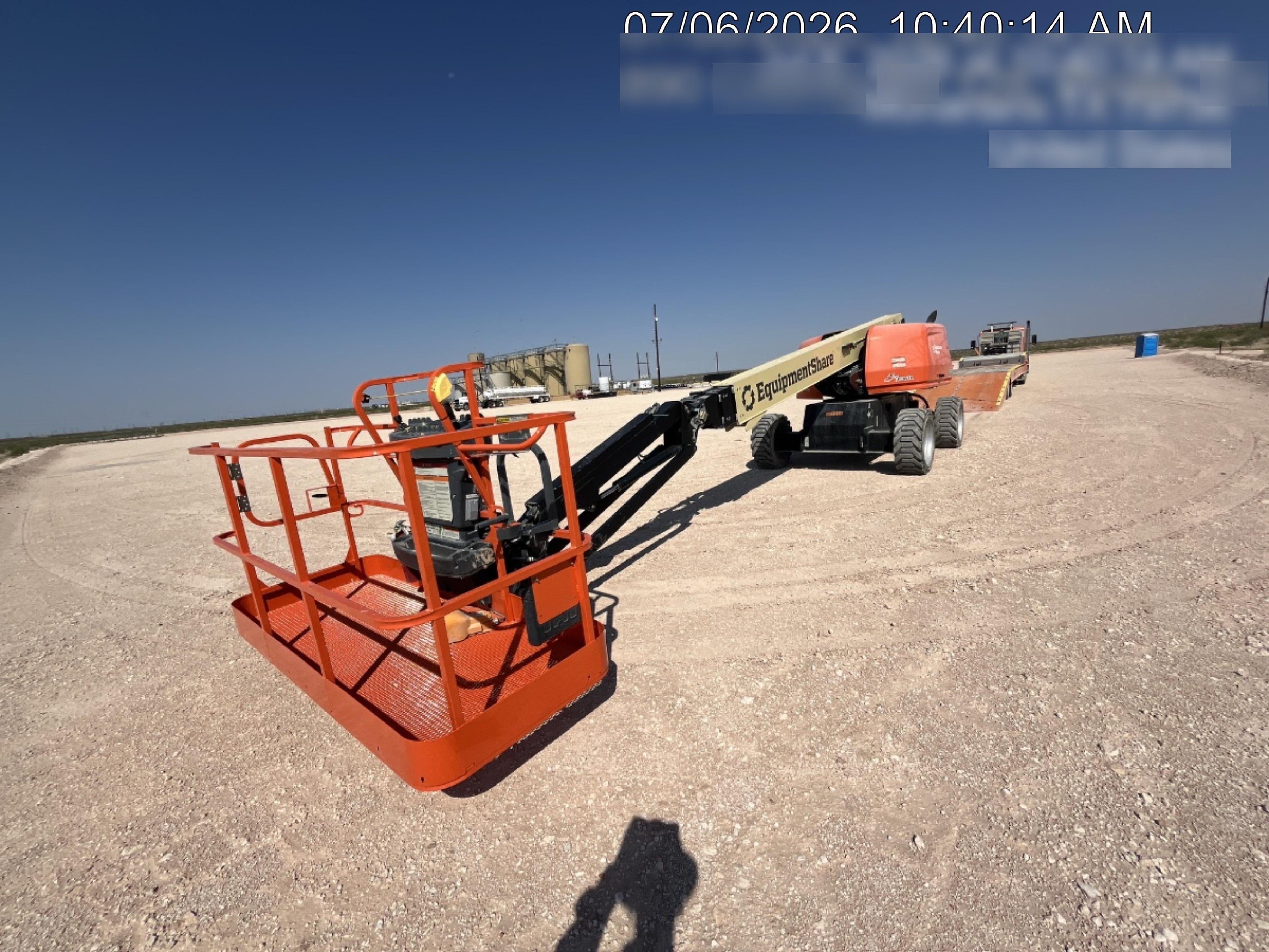 2024 JLG 660SJ