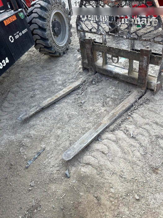2022 PALADIN 48" Pallet Forks - Paladin