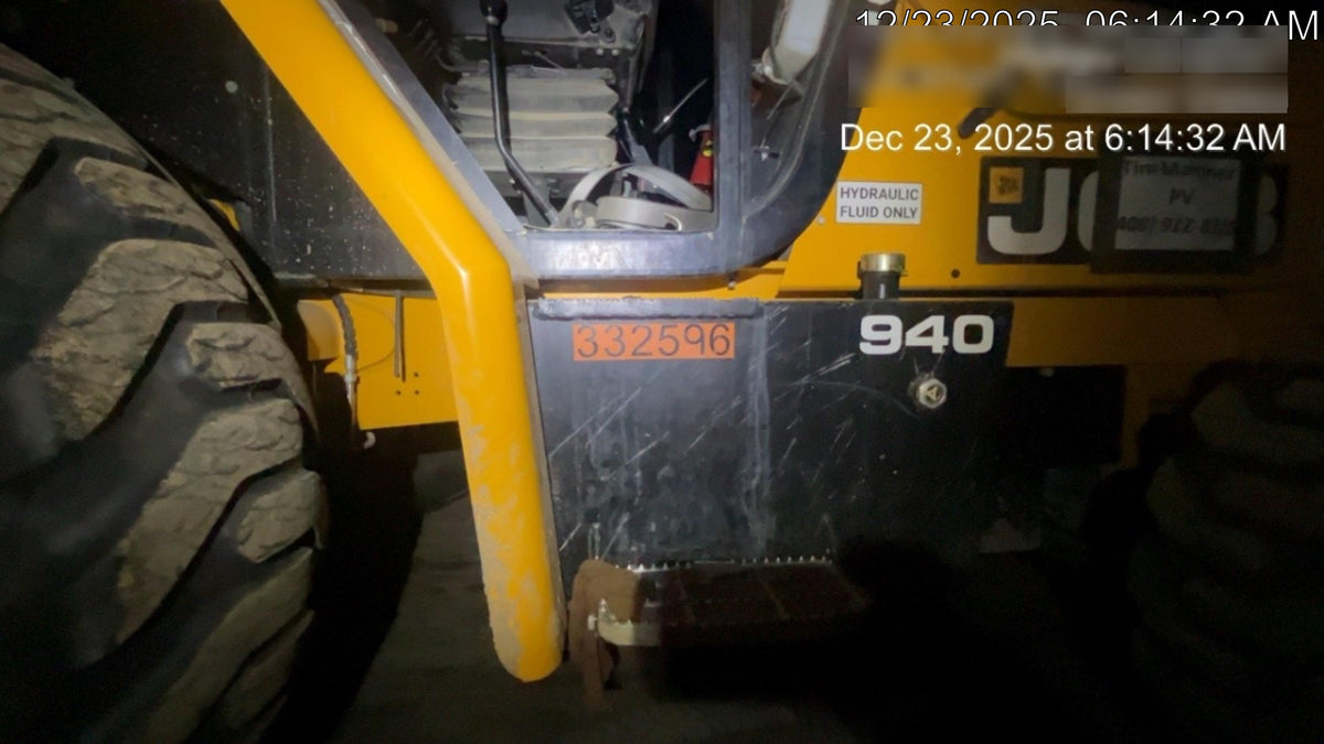 2023 JCB 940-4