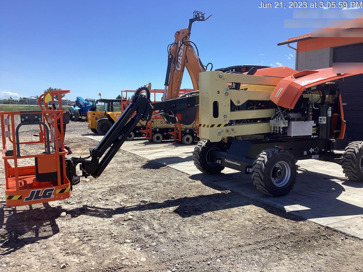 2023 JLG 450AJ