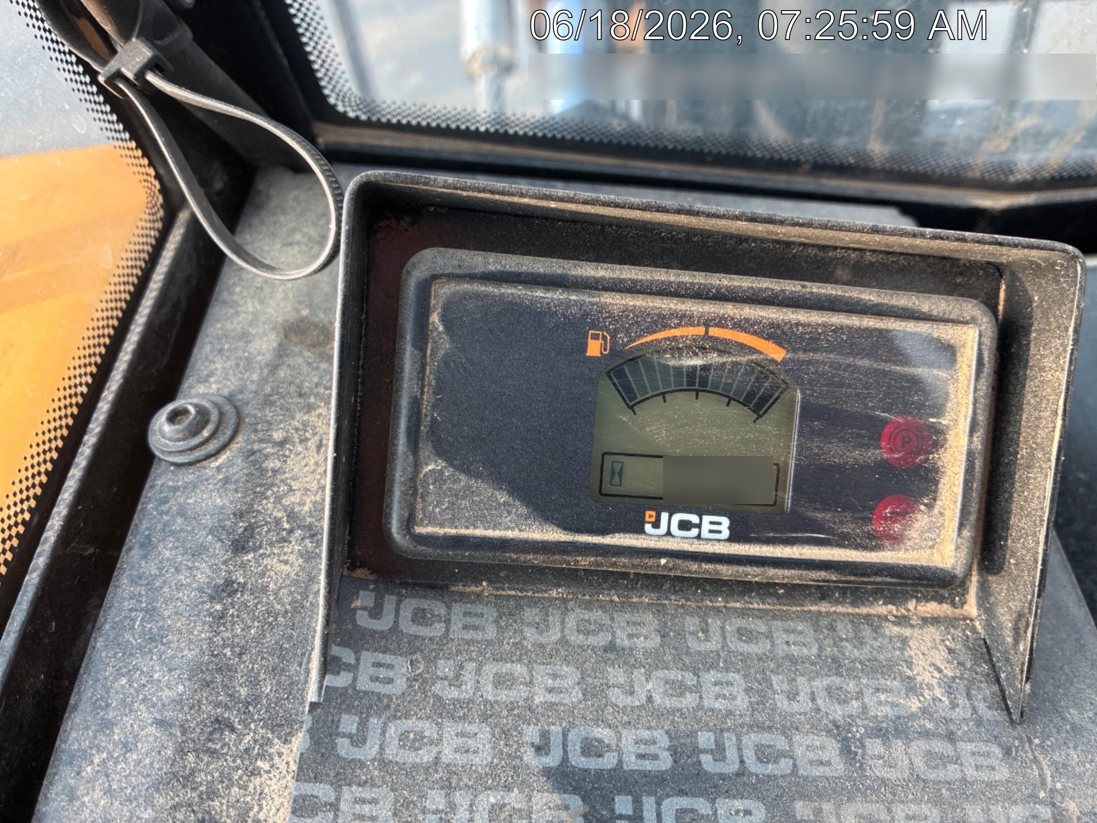 2025 JCB 940-4