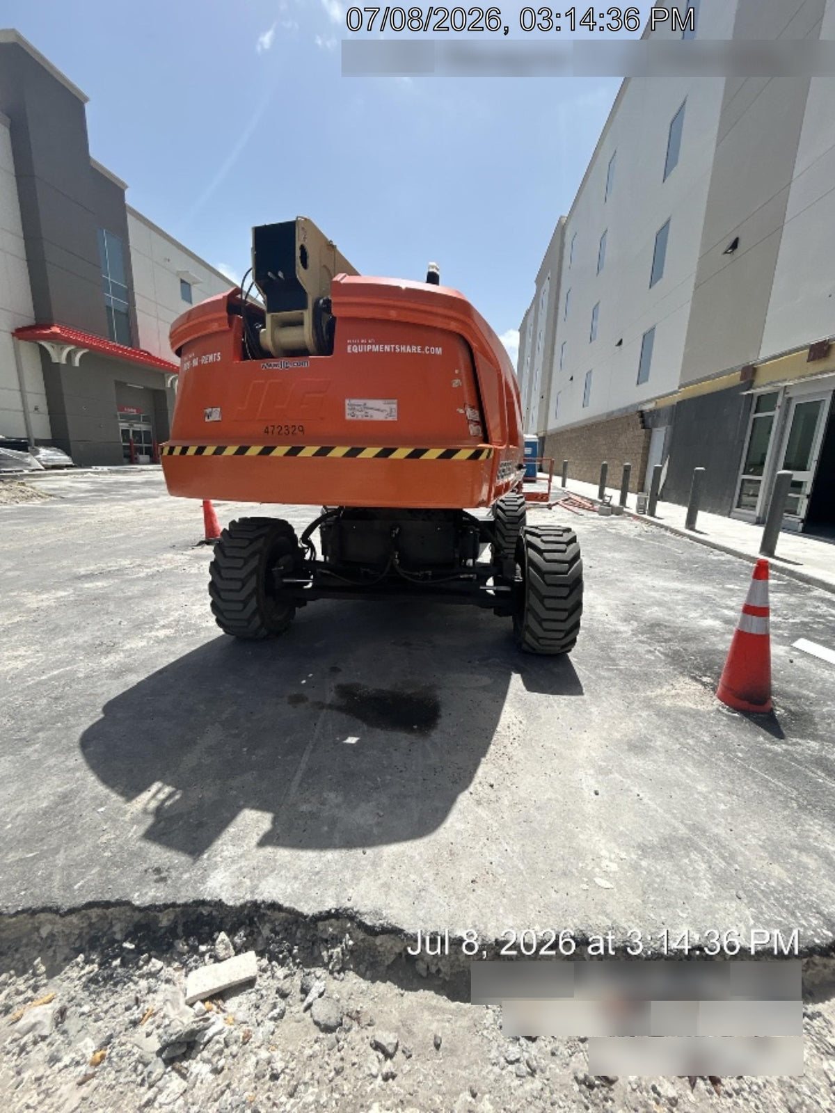 2024 JLG 660SJ