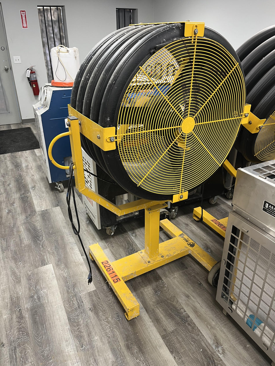 2022 BIG ASS FANS Yellow Jacket