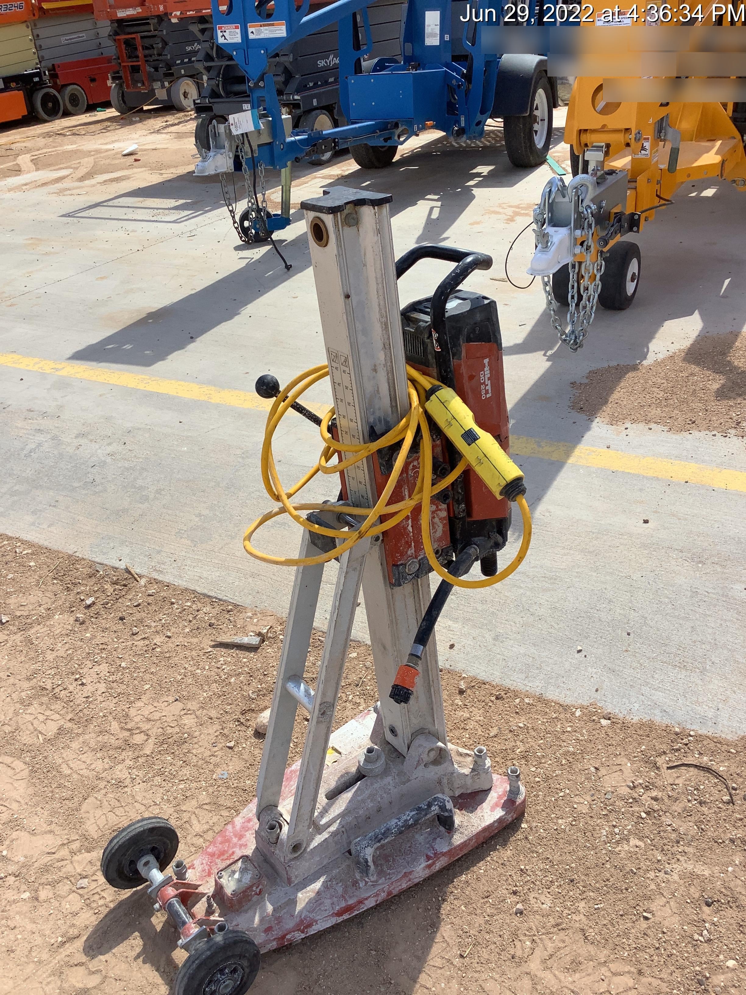 2019 HILTI DD 250