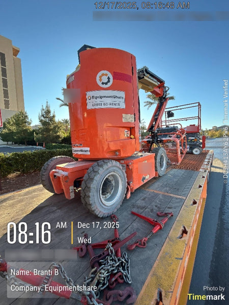 2019 JLG E300AJP