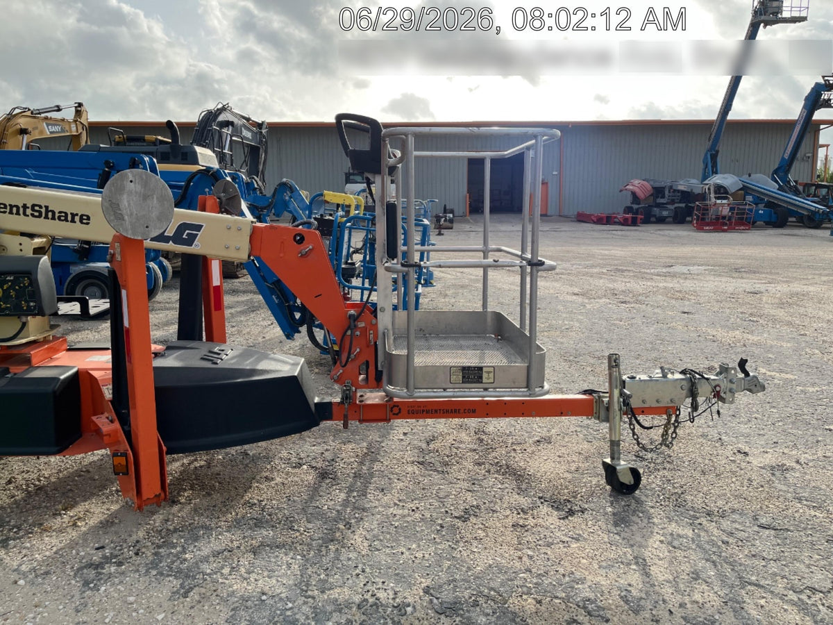 2022 JLG T350