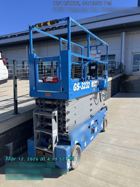 2023 GENIE GS-3232