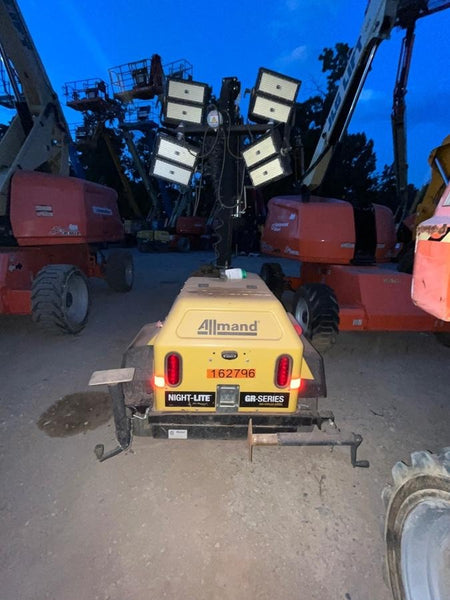 2021 Allmand NLV3GR (4) LED Light Fixture 350W, 23' Vertical Mast, 3kW Prime, Towable, Deep Sea L401, Leveling Jacks, Yanmar T4F 5.8hp