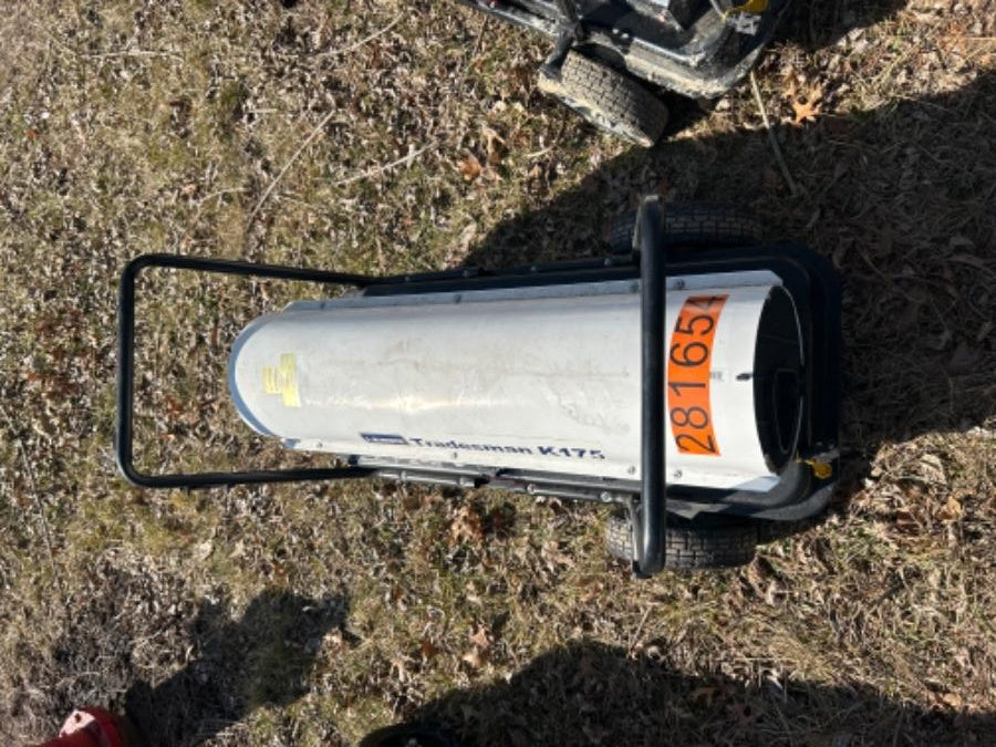 2022 LB WHITE Tradesman K175