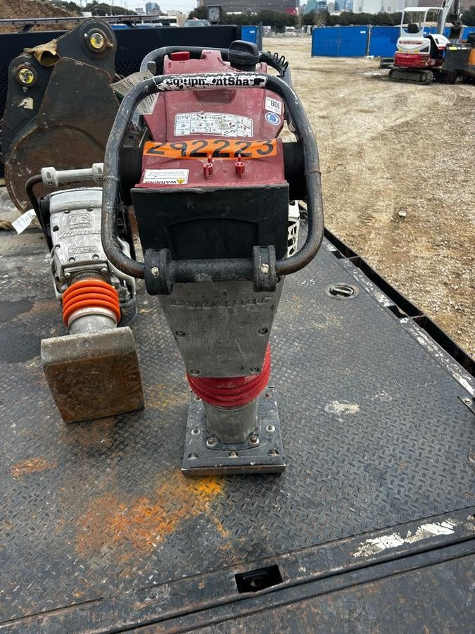 2023 DYNAPAC DR7X
