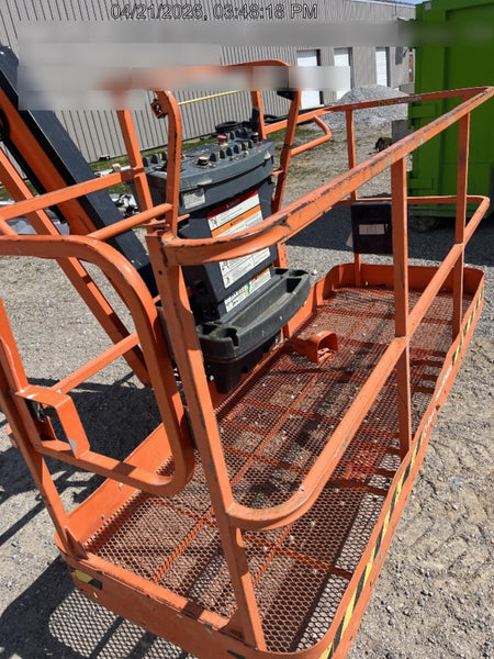 2022 JLG 660SJ