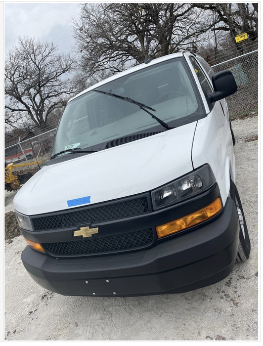 2023 CHEVROLET Express Van - Rental