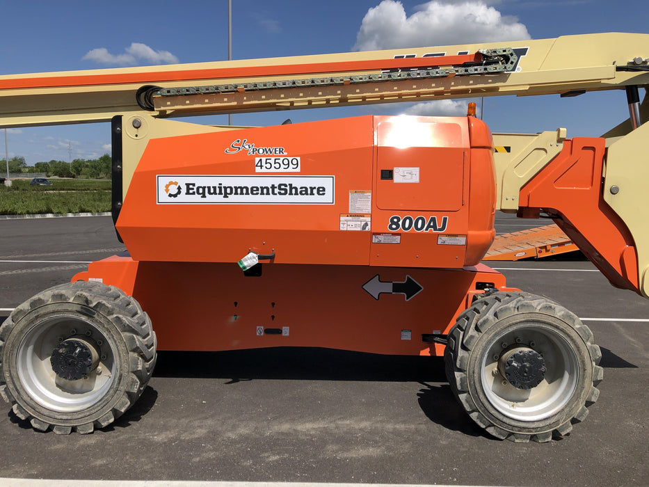 2019 JLG 800AJ
