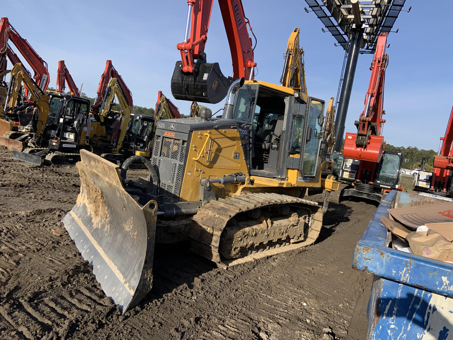 2020 JOHN DEERE 700L