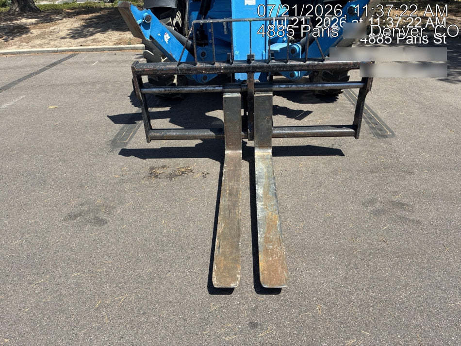 2018 Genie GTH-1056 GTH-1056 w/Open ROPS, Solid Tires, Work Lights, 60" carriage/forks, cab mesh, beacon