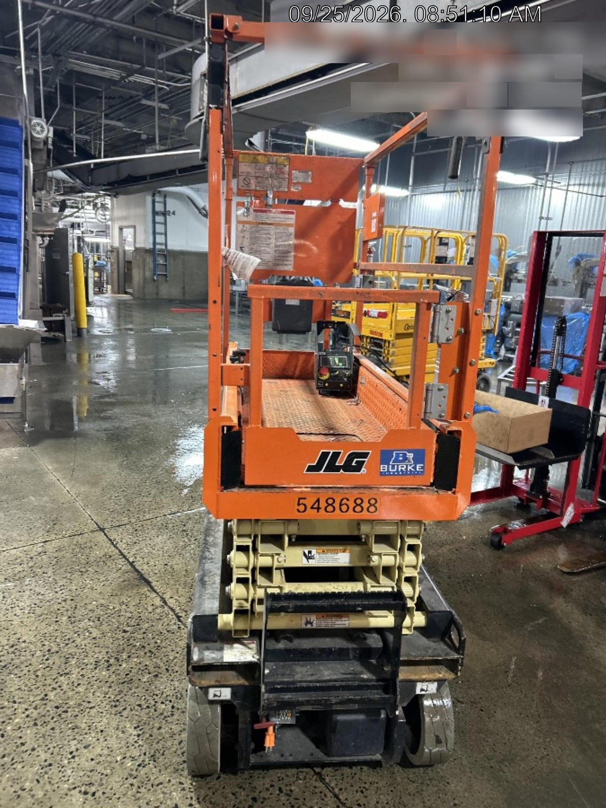 2025 JLG ES1932
