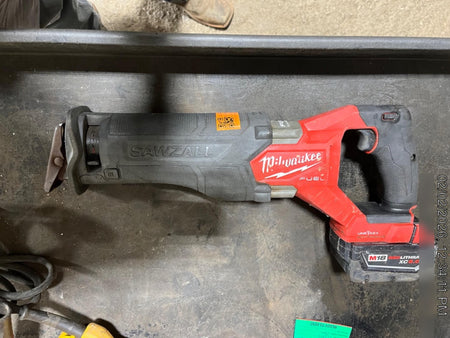 2021 MILWAUKEE 2822-22