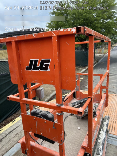 2022 JLG ES1330L