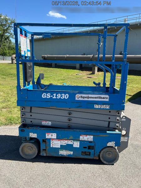 2020 Genie GS-1930 Solid Non Marking Tires, Beacon, Folding rails with half height swing gate